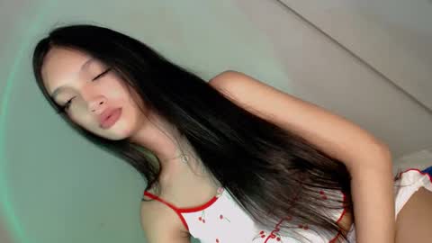 Elisa online show from February 7, 10:09 pm