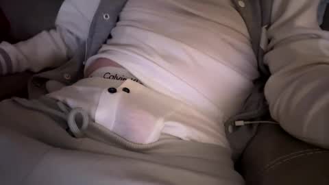 erexsean66 online show from March 1, 9:37 pm