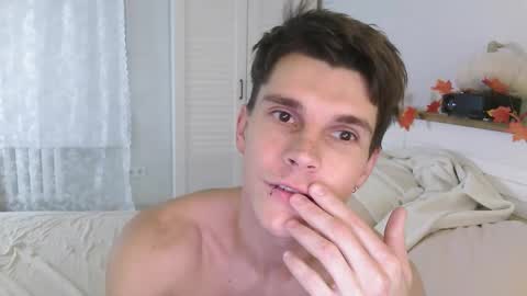 Eric Crush online show from October 10, 5:02 am