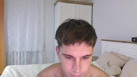 Eric Crush online show from September 17, 4:05 am