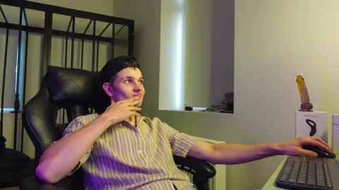    online show from October 10, 2:45 pm