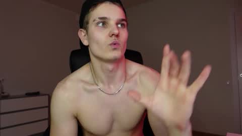    online show from November 15, 6:20 pm