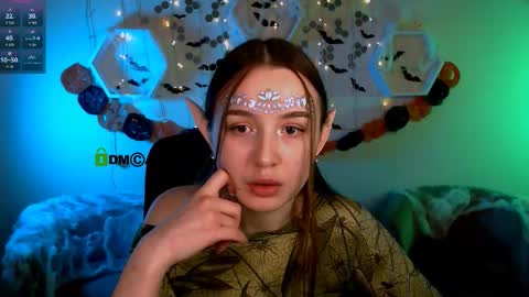 Snapshot of erica_breeze chatting on October 21, 10:53 am your dear Erica online show from October 21, 10:53 am
