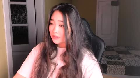 Erica Wayne online show from February 8, 1:44 pm