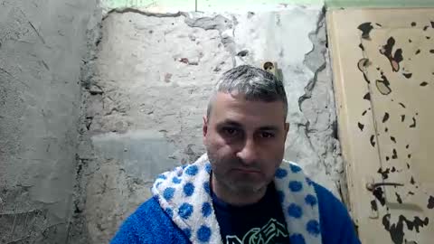 eric online show from April 10, 3:01 am