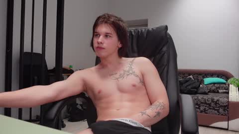 ERICK GRANT online show from February 12, 8:07 pm