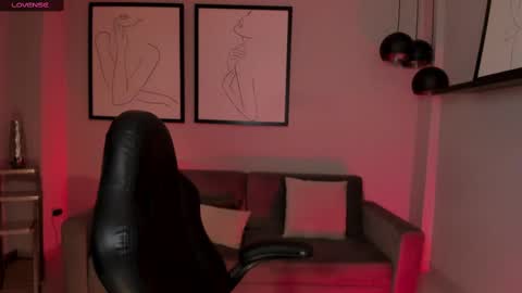 Erika Benz online show from February 19, 12:11 pm