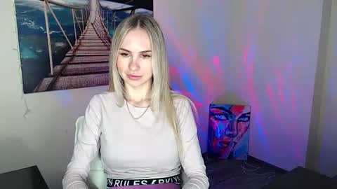 Erika online show from October 7, 11:39 am