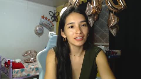 erina_1 online show from March 3, 2:15 am