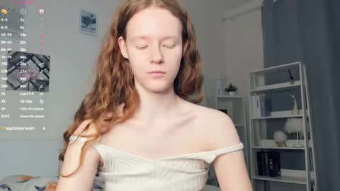 Snapshot of erline_may chatting on October 8, 7:47 am Sofia online show from October 8, 7:47 am