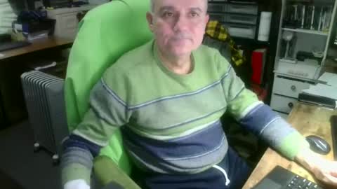 ernello online show from December 3, 11:05 pm