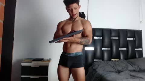 Eros online show from April 13, 12:15 am