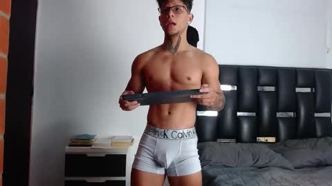 Eros online show from October 27, 4:40 pm