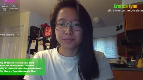 Snapshot of eroticalynn chatting on February 11, 6:55 pm Lynn online show from February 11, 6:55 pm