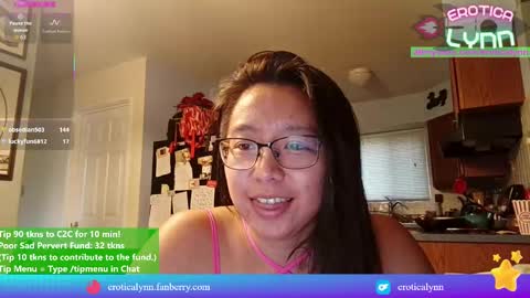 Snapshot of eroticalynn chatting on September 23, 7:09 pm Lynn online show from September 23, 7:09 pm
