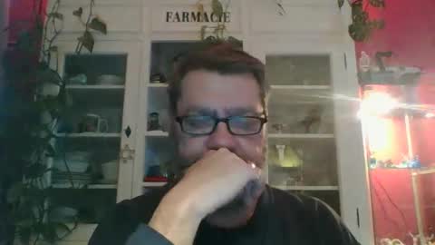 Erwins room welcome sound on online show from January 13, 12:51 am