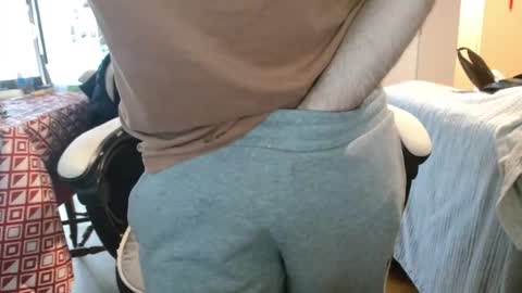 Erzzoo online show from November 9, 11:13 am