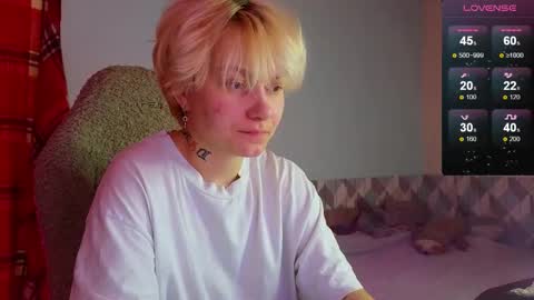 esajukyy online show from February 13, 6:15 pm