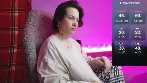 esajukyy online show from September 11, 4:19 pm