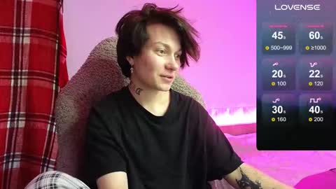 esajukyy online show from October 14, 10:40 am