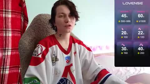 esajukyy online show from October 18, 8:18 am