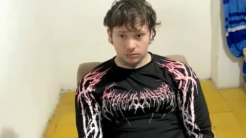 eskol212 online show from February 25, 3:54 am