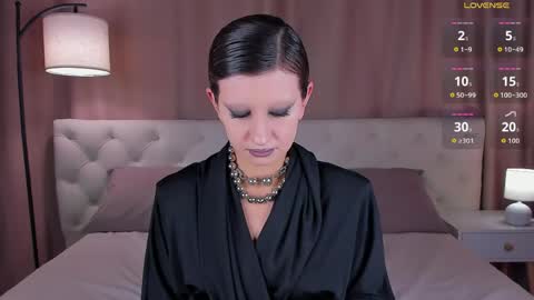 esme_fox online show from May 14, 6:28 pm