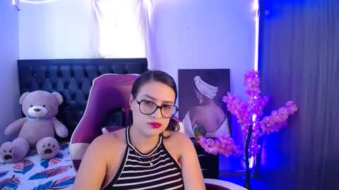 Esmeralda online show from April 25, 7:22 pm