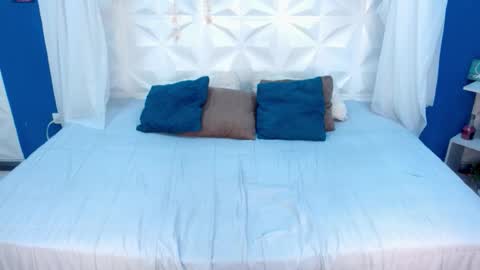 ESMERALDA  online show from February 12, 11:58 am