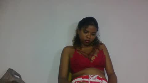 esmeraldae online show from October 26, 9:03 pm