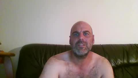 Snapshot of espartano2025 chatting on October 10, 8:13 pm espartano2025 online show from October 10, 8:13 pm