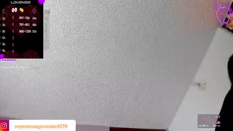 Snapshot of esperancita4570 chatting on February 24, 9:09 pm HOPE online show from February 24, 9:09 pm