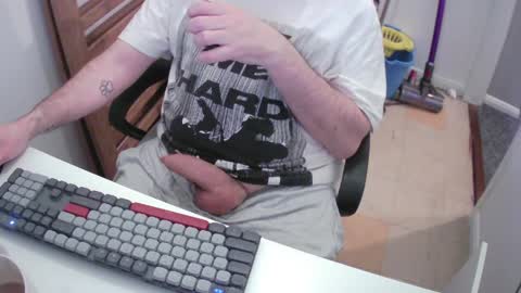 Morph online show from March 28, 9:27 pm