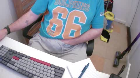 Morph online show from November 13, 9:17 pm