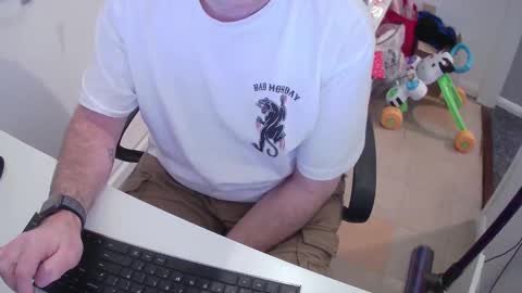 Morph online show from December 15, 10:50 am