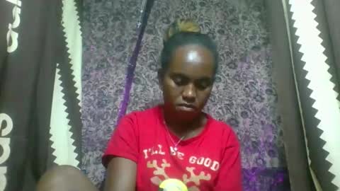 Snapshot of estanie chatting on October 14, 8:45 pm estanie online show from October 14, 8:45 pm