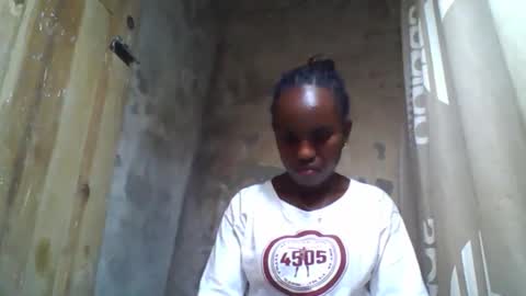 Snapshot of estanie chatting on October 9, 9:31 pm estanie online show from October 9, 9:31 pm