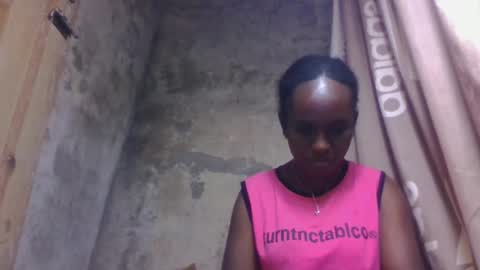 Snapshot of estanie chatting on October 8, 6:58 pm estanie online show from October 8, 6:58 pm