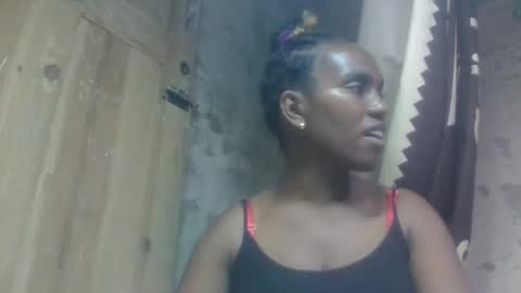 Snapshot of estanie chatting on October 4, 7:00 pm estanie online show from October 4, 7:00 pm