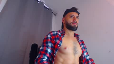 esteban online show from February 8, 10:40 pm