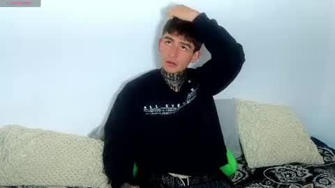 Esteban independent model online show from July 6, 11:39 pm