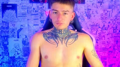 Esteban independent model online show from March 17, 4:12 pm
