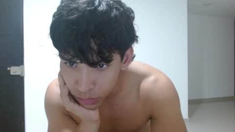 Snapshot of estebantamara chatting on September 10, 5:41 am Esteban Hotman online show from September 10, 5:41 am