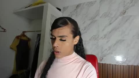 estefani robles online show from May 30, 12:09 am