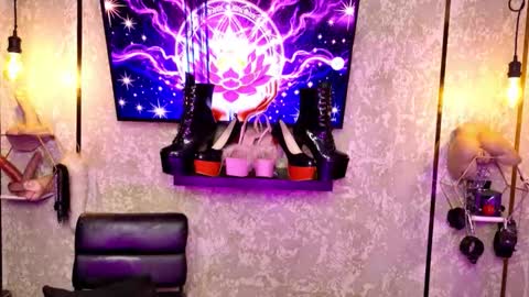 estefania1812 online show from March 17, 3:33 am