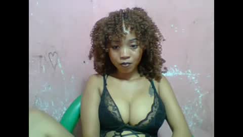 estelah20 online show from November 26, 2:58 pm