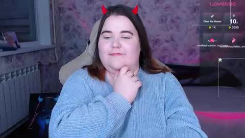 estelle_hicks online show from October 25, 8:53 pm