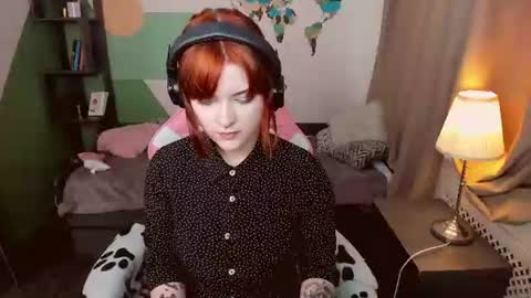 Ester  online show from August 1, 4:41 pm