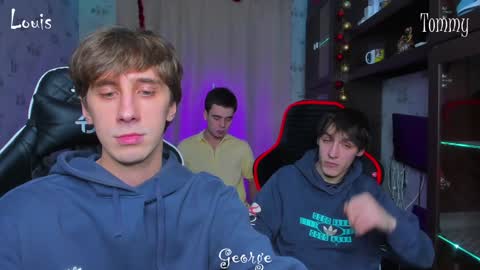 Snapshot of esthetics_boys chatting on January 5, 7:07 pm LOUIS online show from January 5, 7:07 pm