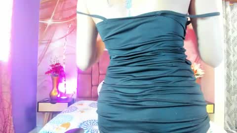 Snapshot of estrella_lee chatting on October 16, 5:56 pm estrella online show from October 16, 5:56 pm